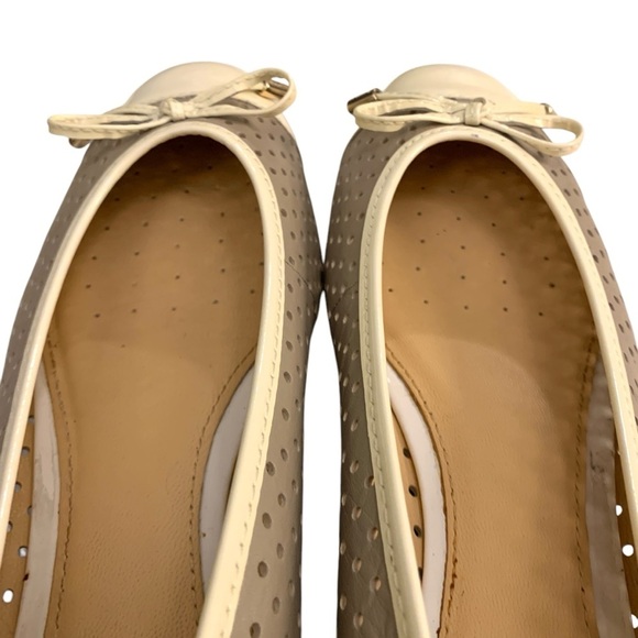 GEOX Respira Perforated Ballet Flats 7.5-8 Womens Beige and Cream Leather Summer - Picture 8 of 9